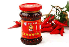 老干媽風(fēng)味食品有限責(zé)任公司來(lái)東泰選購(gòu)醬類灌